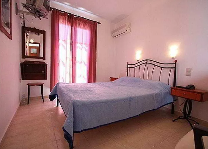 Hotel Vakhos Island *