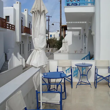 Vakhos Island Hotel