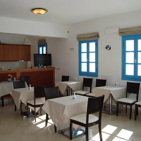 Vakhos Island Agia Anna (Naxos)